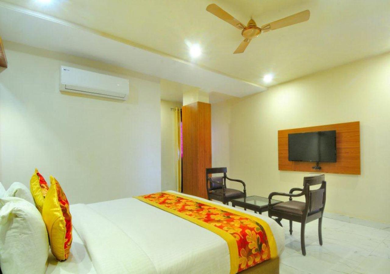 Hotel New Majestic Ajmer Exteriör bild
